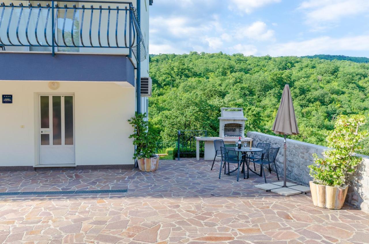 Apartments Marijana Ičići Eksteriør billede