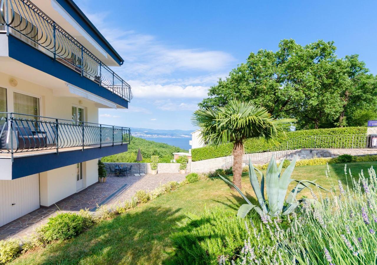 Apartments Marijana Ičići Eksteriør billede