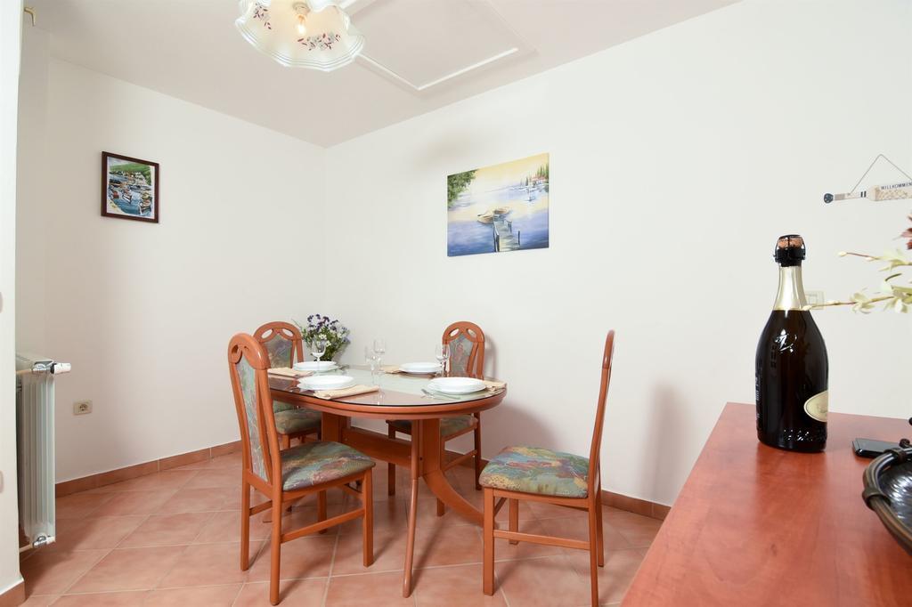 Apartments Marijana Ičići Eksteriør billede