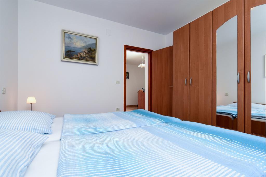 Apartments Marijana Ičići Eksteriør billede